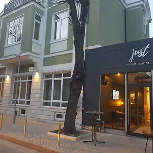 Just ** Varna